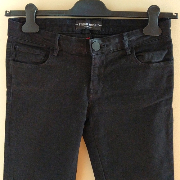 Etienne Marcel Signature Skinny With Red Zipper Details - Picture 6 of 15